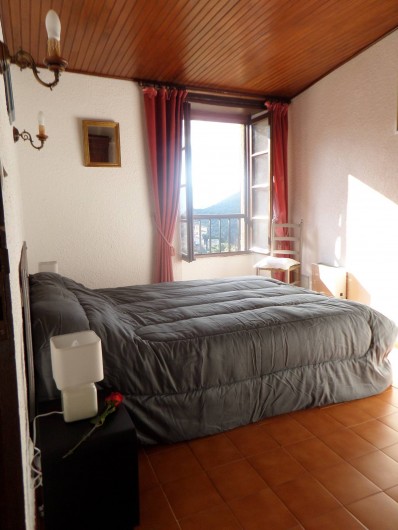 Location de vacances - Maison - Villa à Oletta - Chambre n°3 coté sud avec vue dégagée au niveau deux