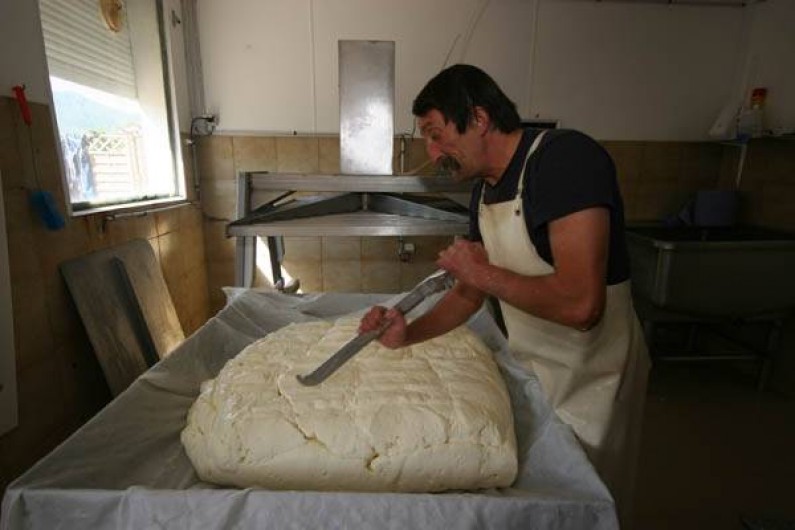Location de vacances - Gîte à Lavigerie - Assister aux diverses étapes de la fabrication