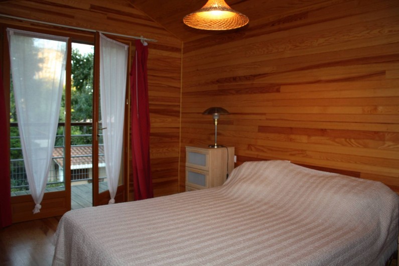 Location de vacances - Villa à Andernos-les-Bains - Chambre 2 avec balcon