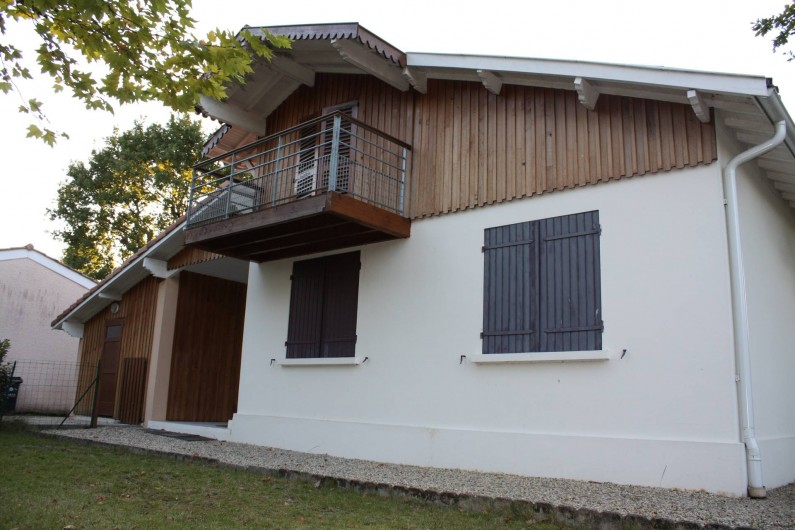 Location de vacances - Villa à Andernos-les-Bains - Façade côté jardin