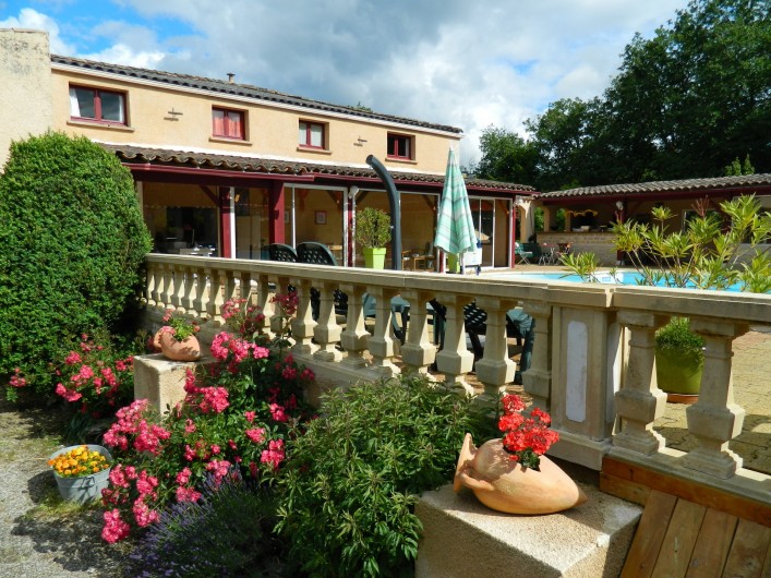 Location de vacances - Chambre d'hôtes à Saint-Géry - BÂTISSE PRINCIPALE