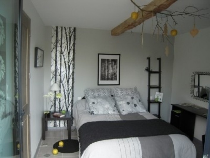 Location de vacances - Gîte à Beauval-en-Caux - gîte "le tilleul" chambre en rez de jardin