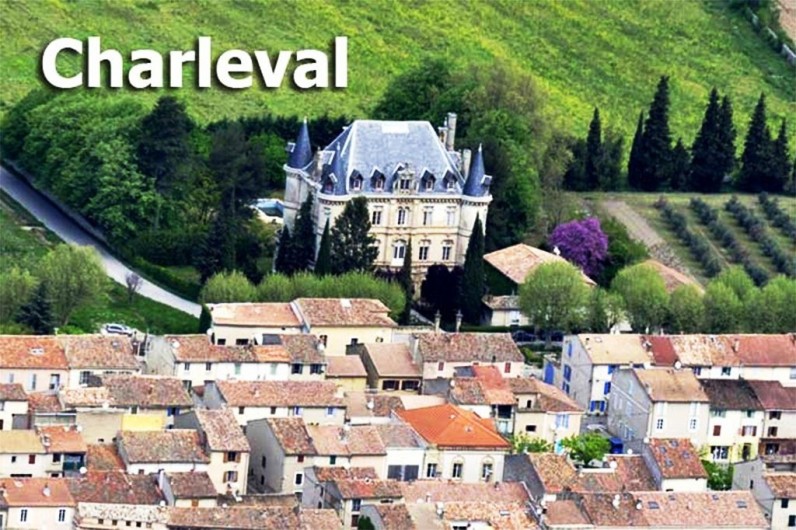 Location de vacances - Appartement à Charleval - le village