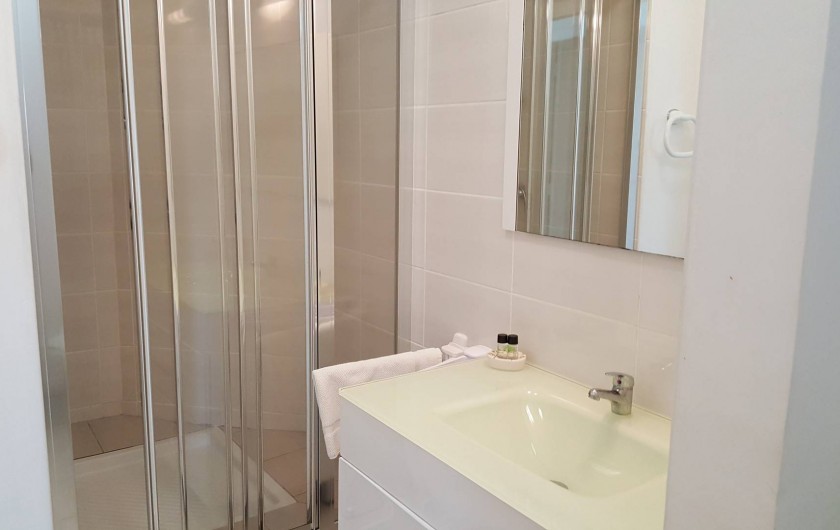 Location de vacances - Appartement à Saint-François - une des 2 salles de douches