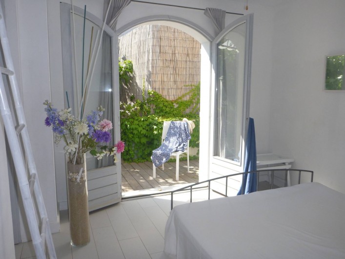 Location de vacances - Villa à Calvi - Chambre sur terrasse