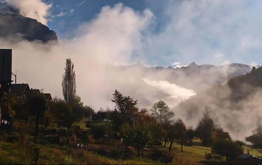 Location de vacances - Chalet à Vallouise - Autre vue prise du chalet vers le Villard
