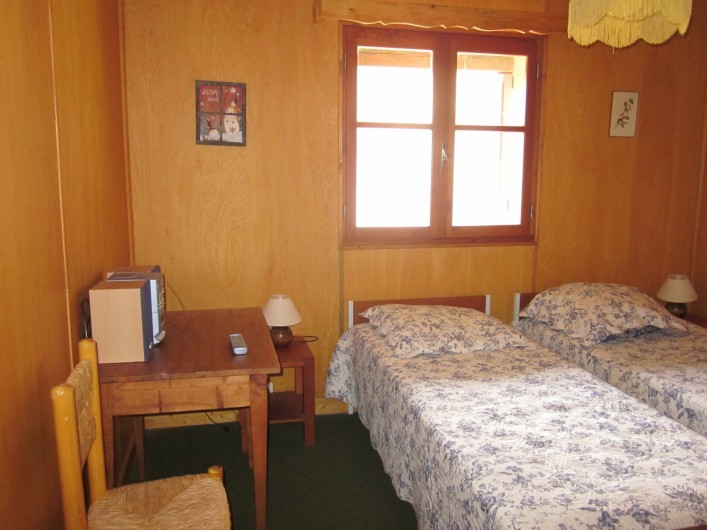 Location de vacances - Chalet à Vallouise - Chambre 1niveau   bas