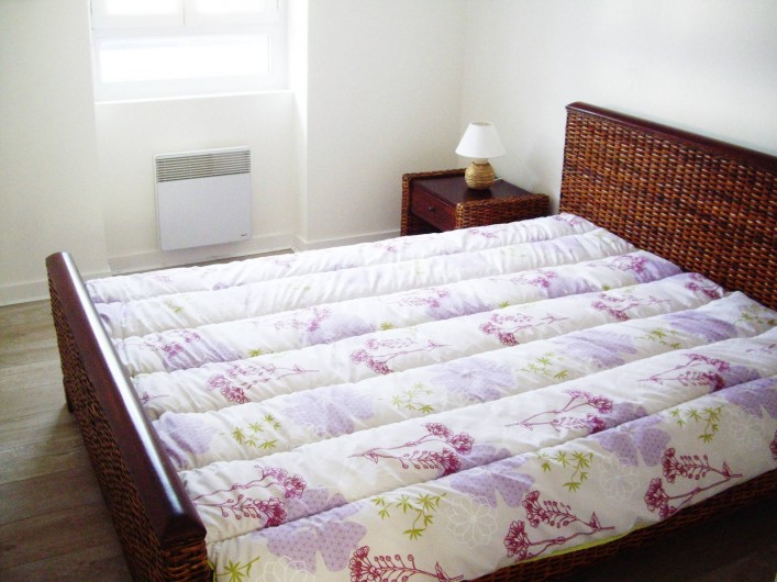 Location de vacances - Appartement à Saint-Brevin-les-Pins - Locations Saisonnières : Appartement avec chambre lit double pour 2 personnes