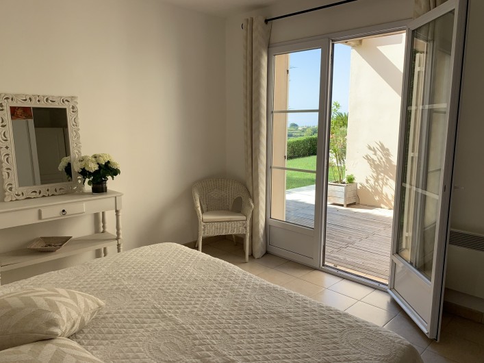 Location de vacances - Villa à Cagnes-sur-Mer - Chambre1 Room#1