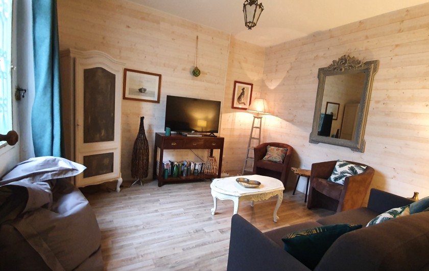 Location de vacances - Villa à Arcachon - Chambre avec canapé lit 140 en RDC