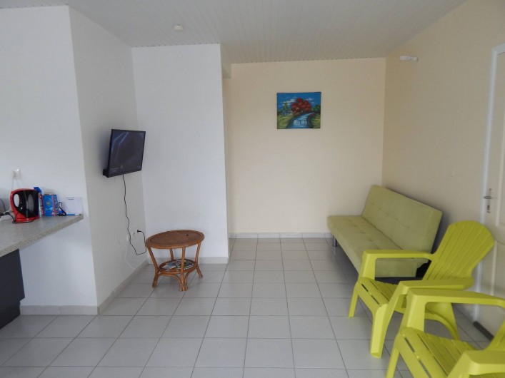 Location de vacances - Villa à Sainte-Anne - séjour appartement 2