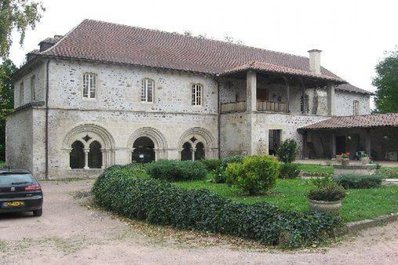 Location de vacances - Chambre d'hôtes à Saint-Didier-la-Forêt - abbaye classée Monument Historique - vue de la salle capitulaire