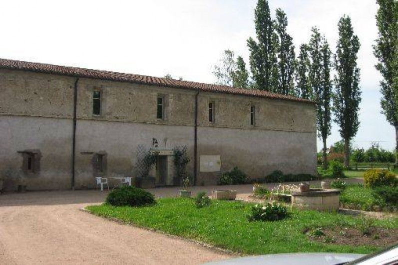 Location de vacances - Chambre d'hôtes à Saint-Didier-la-Forêt - bâtiment des chambres d'hôtes (ancien hôpital)