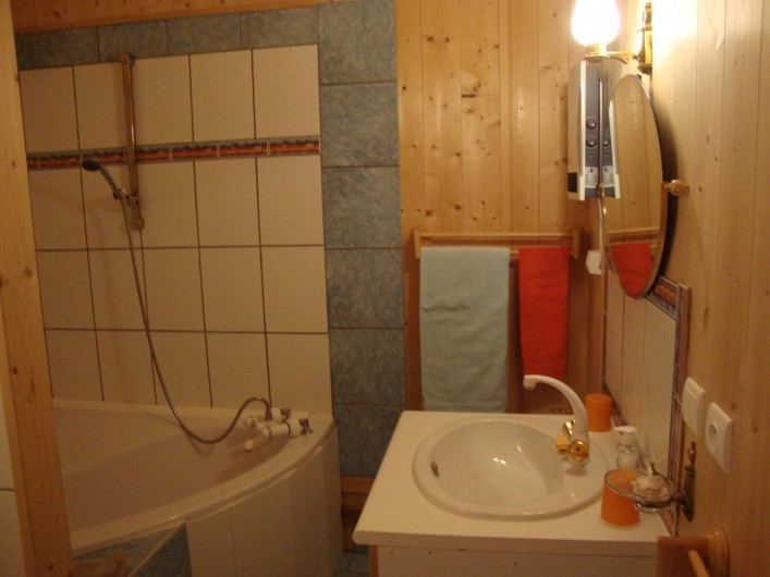 Location de vacances - Chambre d'hôtes à Saint-Didier-la-Forêt - salle de bains Gilbertus