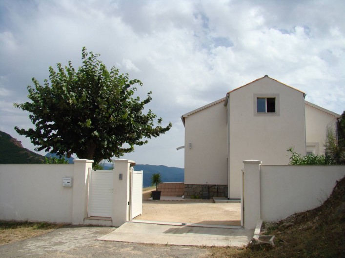Location de vacances - Chambre d'hôtes à Cuttoli-Corticchiato - ENTREE