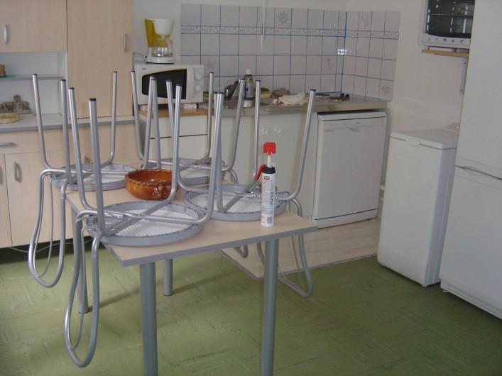 Location de vacances - Appartement à Frontignan - CUISINE EQUIPEE SEJOUR