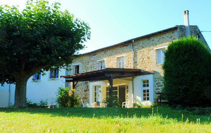 Location de vacances - Gîte à Vernoux-en-Vivarais - L'entrée du gîte