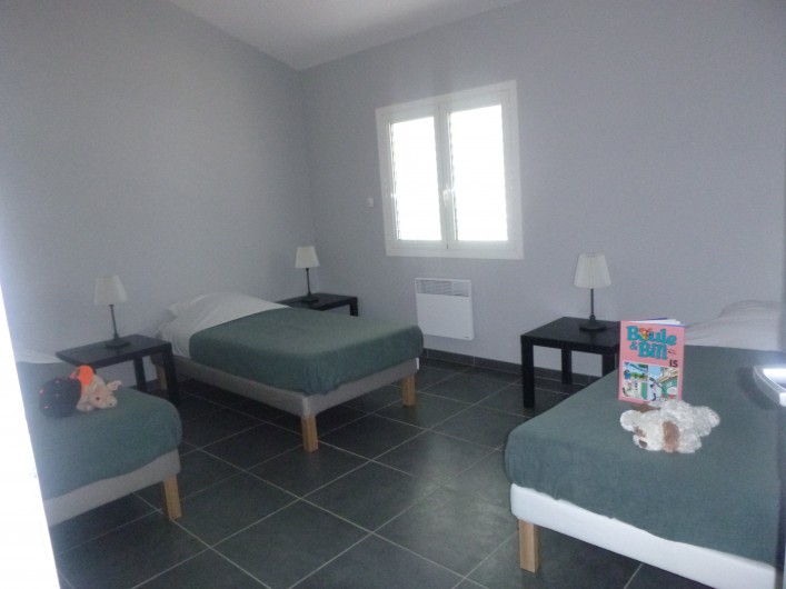 Location de vacances - Gîte à Ruoms - Chambre haut 3