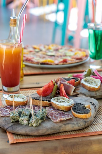 Location de vacances - Gîte à Ruoms - Pizza Paillotes