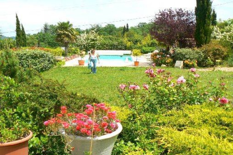 Location de vacances - Villa à Brignoles - Jardin