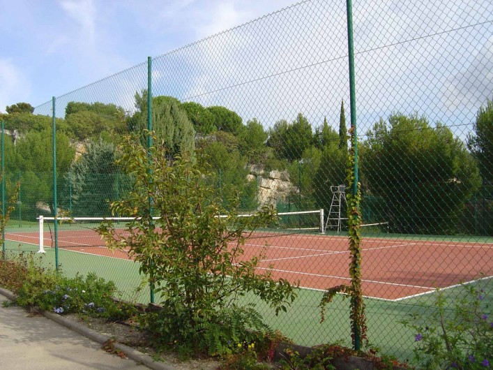 Location de vacances - Appartement à Cassis - l'un des 2 tennis