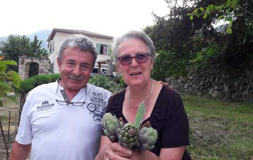 Location de vacances - Appartement à Le Bar-sur-Loup - NOS VACANCIERS SE REGALENT DANS NOTRE JARDIN