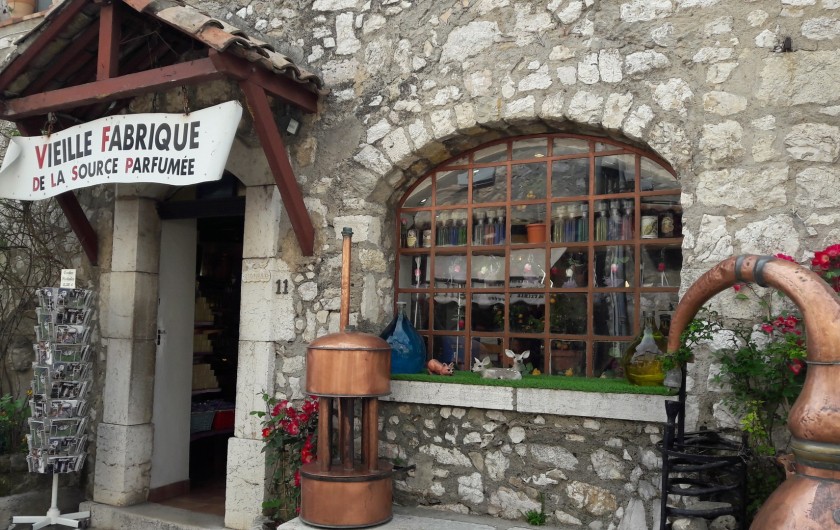 Location de vacances - Appartement à Le Bar-sur-Loup - #GOURDON classé plus beau village de France a 15mn de notre gite