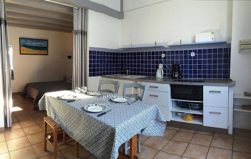 Location de vacances - Gîte à Vacqueyras - Cuisine/Séjour