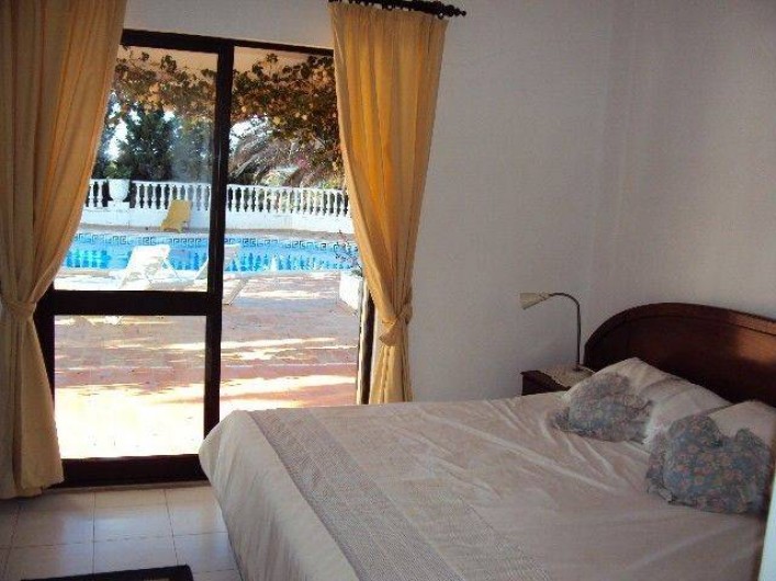 Location de vacances - Villa à Tavira - Chambre principale