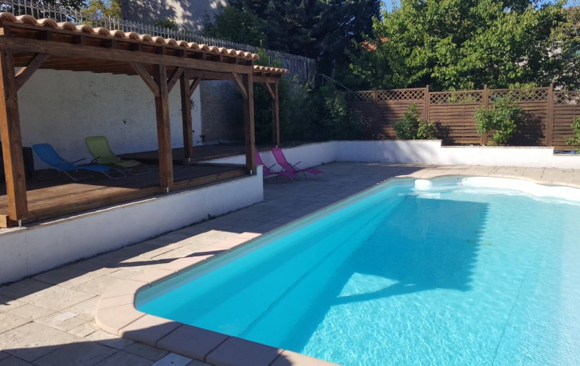 Location de vacances - Appartement à Pomas - Grande piscine sécuriser et clôturer