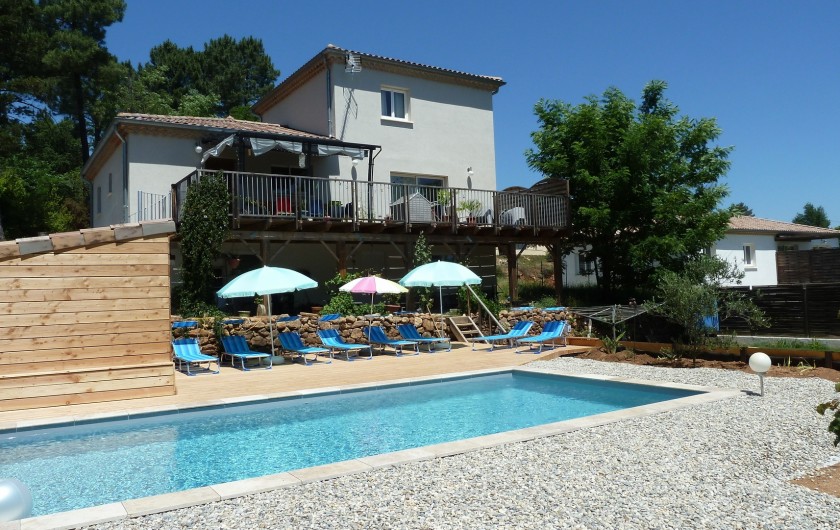 Location de vacances - Villa à Joyeuse - Vue arrière