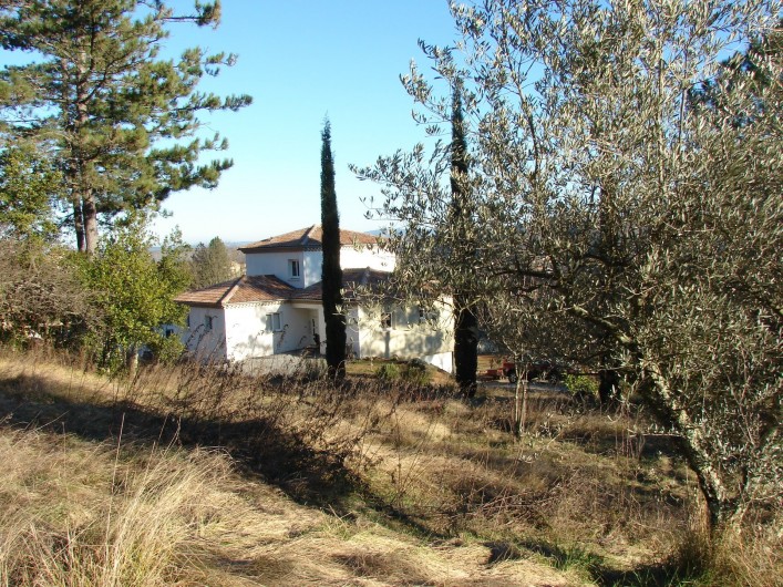 Location de vacances - Villa à Joyeuse - Façade avant