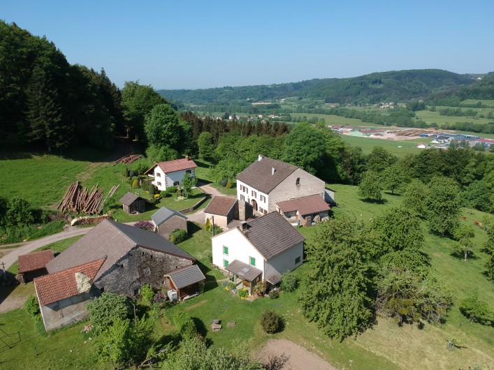 Location de vacances - Maison - Villa à Le Val-d'Ajol - vue du lieu dit le Fricounot