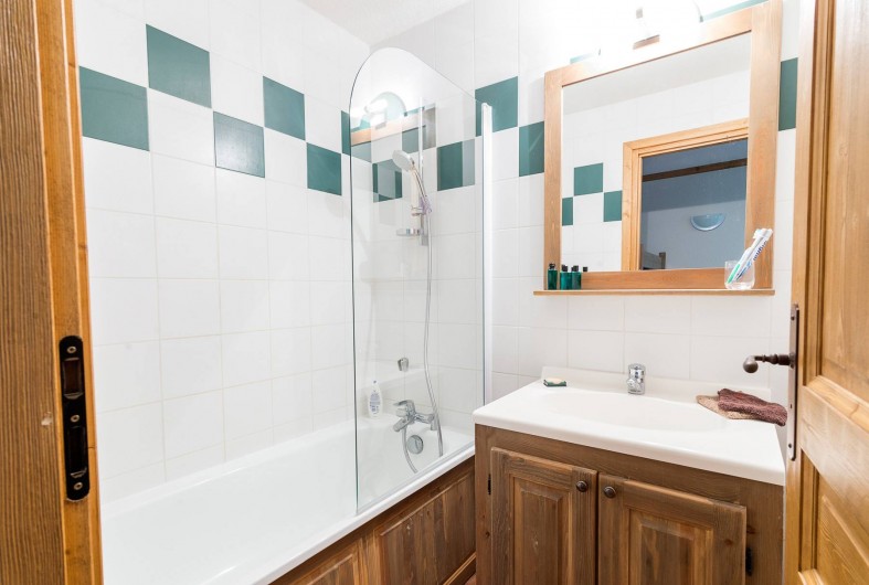 Location de vacances - Appartement à Bessans - Salle de bains