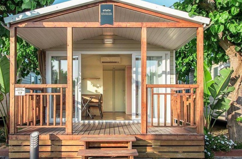 Location de vacances - Camping à Brem-sur-Mer - Mobil home "Confort" terrasse couverte