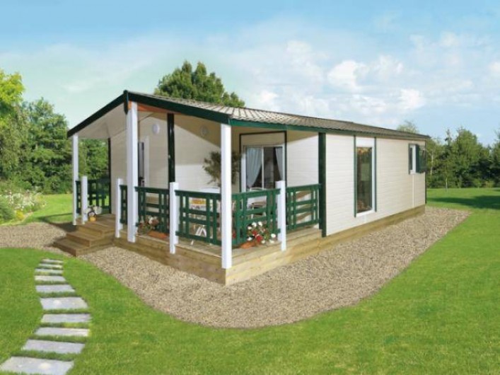 Location de vacances - Camping à Brem-sur-Mer - Chalet "Grand Confort" terrasse couverte