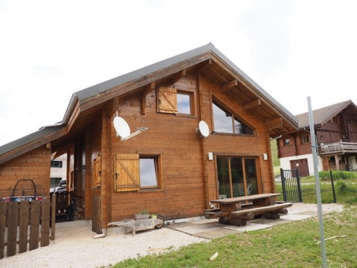 Location de vacances - Chalet à La Pesse - côté sud