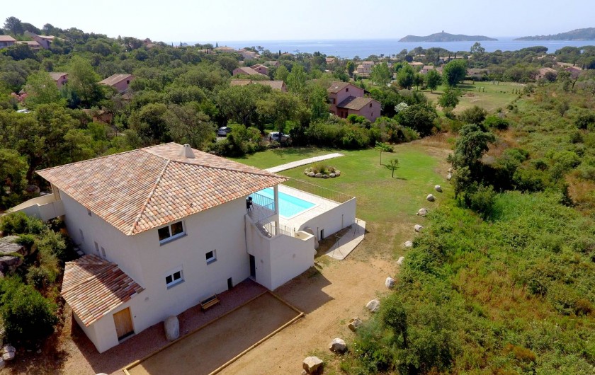 Location de vacances - Villa à Sainte-Lucie de Porto-Vecchio - VUE D'ENSEMBLE