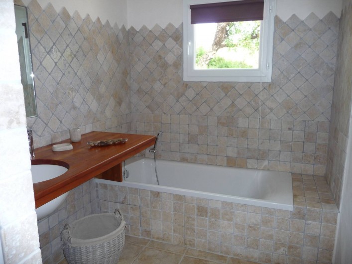 Location de vacances - Villa à Sainte-Lucie de Porto-Vecchio - SALLE DE BAIN