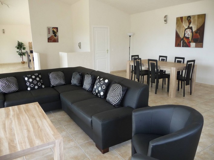 Location de vacances - Villa à Sainte-Lucie de Porto-Vecchio - SALON / SALLE À MANGER