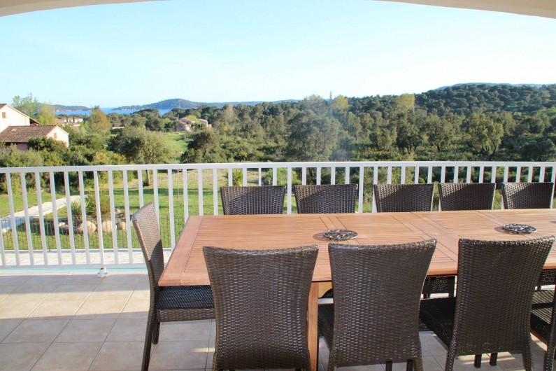 Location de vacances - Villa à Sainte-Lucie de Porto-Vecchio - VUE DE LA TERRASSE