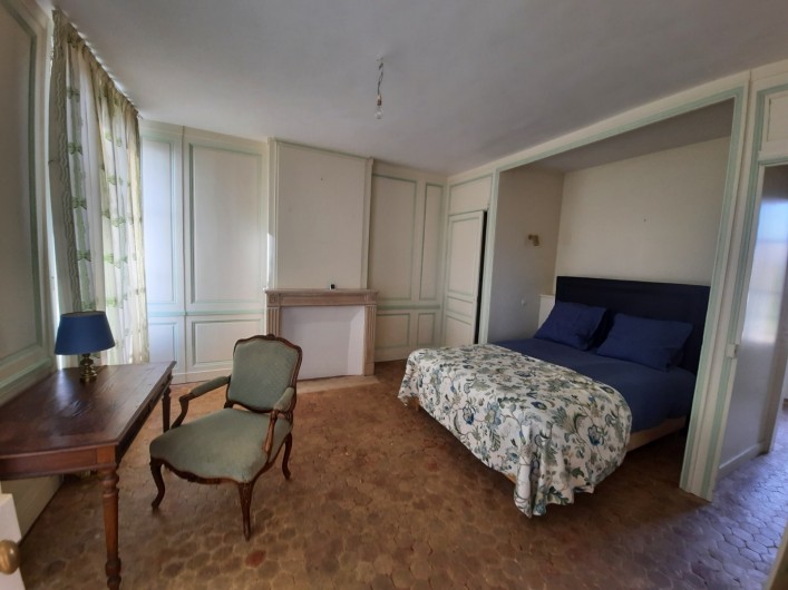 Location de vacances - Château - Manoir à Mesnil-Verclives - une chambre à l étage