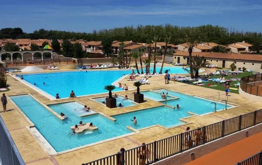 Location de vacances - Villa à Portiragnes Plage - Piscine 1 et jacuzzi