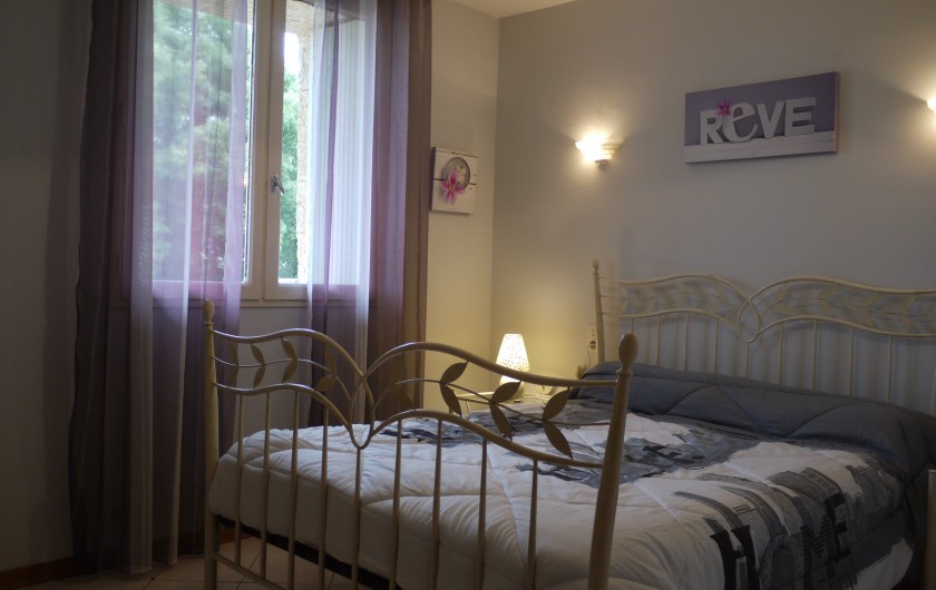 Location de vacances - Gîte à Montagnac - Chambre 2 : lit double en 140