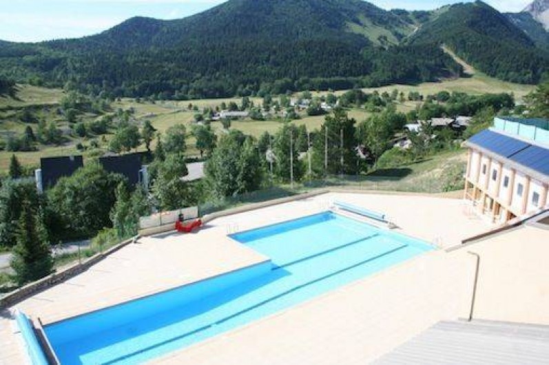 Location de vacances - Appartement à Gresse-en-Vercors - piscine