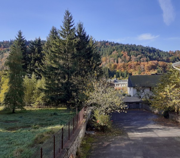 Location de vacances - Appartement à Le Mont-Dore - Vue extérieure de la pièce de vie