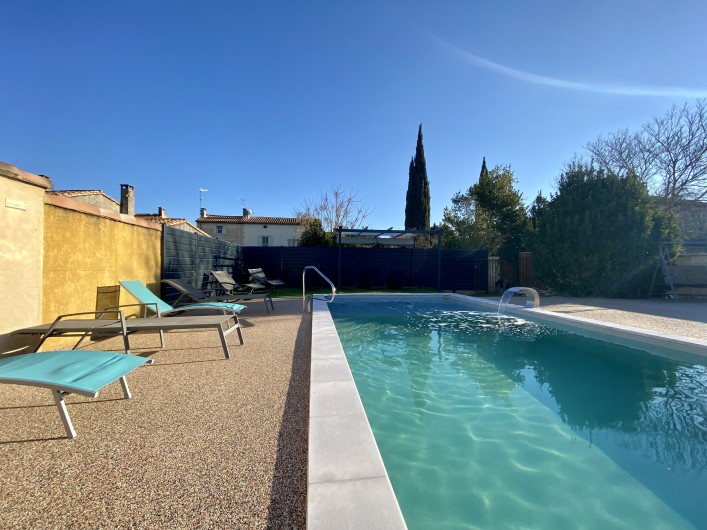 Location de vacances - Gîte à Fontvieille - piscine commune