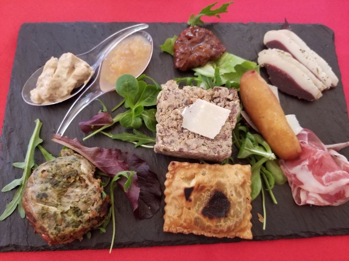 Location de vacances - Chambre d'hôtes à Lus-la-Croix-Haute - assiette montagne