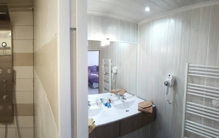 Location de vacances - Chambre d'hôtes à Lus-la-Croix-Haute - salle  d eau Kipling