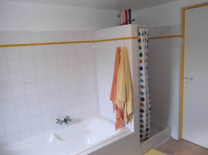 Location de vacances - Maison - Villa à Lauzerte - Douche aussi